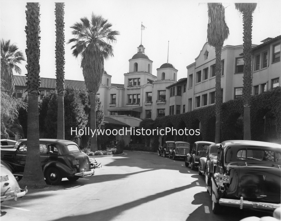 Beverly Hills Hotel 1939.jpg